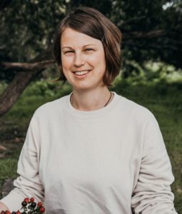 Zeit & Rahmen - Yoga | Meditation | Achtsamkeit - Mitgründerin Miriam Kremser