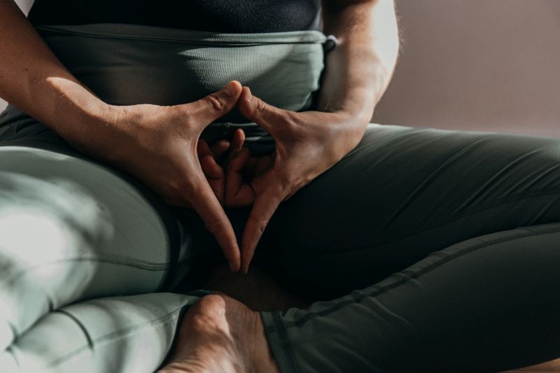 Zeit & Rahmen - Yoga | Meditation | Achtsamkeit - Reclaim Your Cycle! Online-Zyklus-Workshop, Bochum, Ruhrgebiet - Juli 2025